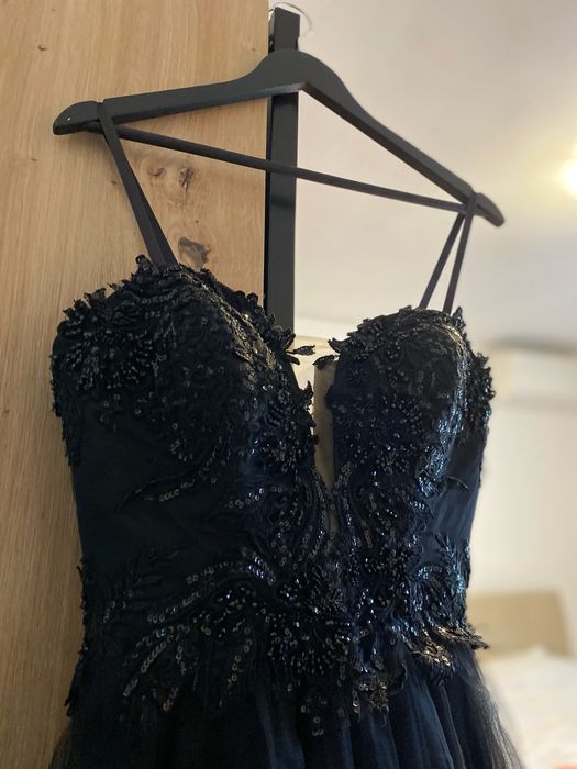 Дамска бална рокля