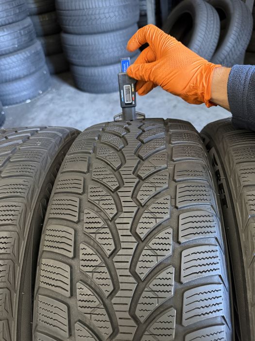 4 anvelope iarna 225/50/17 , Bridgestone, RunFlat  , 6.5-7 mm !