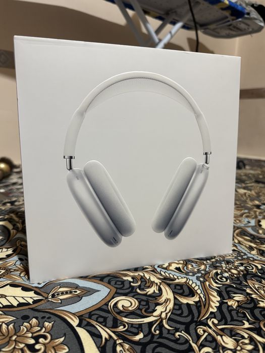 AirPods Max(почти новые)