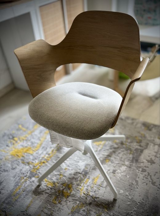 Scaun birou ikea lemn ca nou