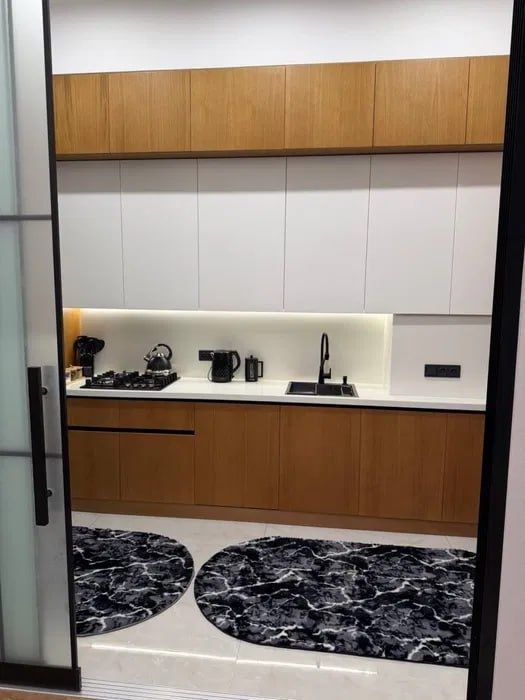 Срочно!!! Сдается Новая  квартира 2/5/10 Ор-р М.Тинчлик!