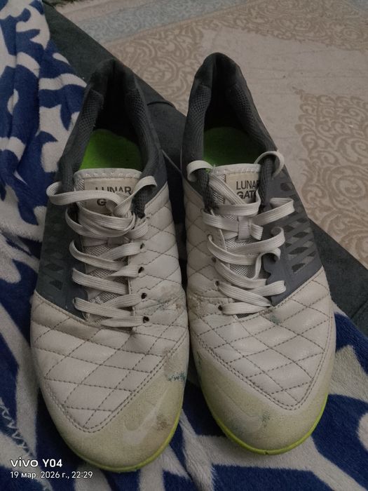 Футзалки Lunar Gato