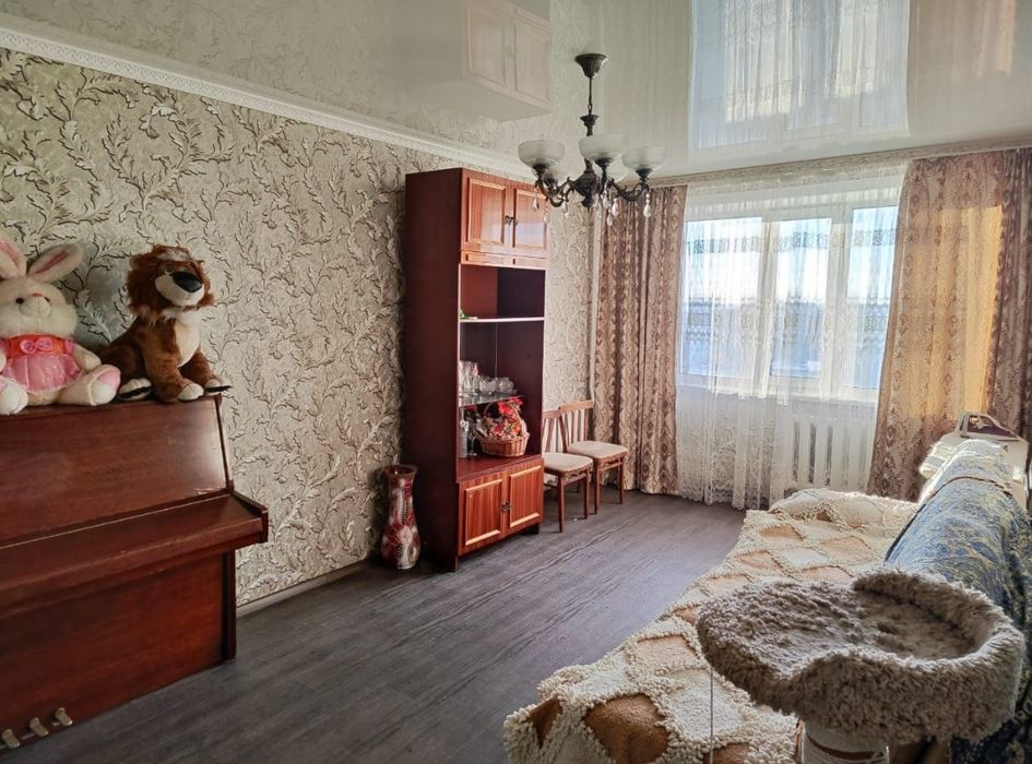 Сдам 3 комн. район 19-тый "Вектор"