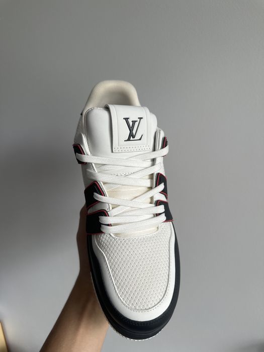 Adidiasi louis vuitton