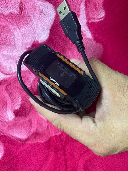 продам блютуз клавиатуру пользовались пару раз