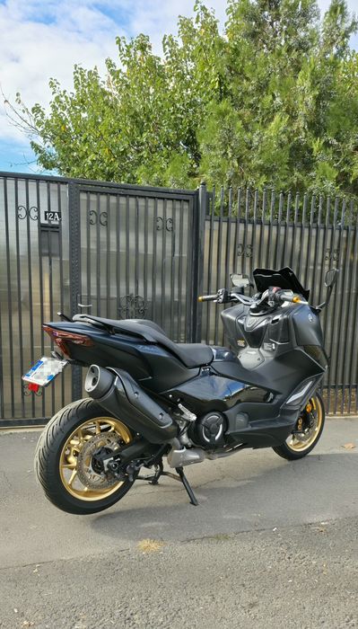 Yamaha Tmax T max Tech 560