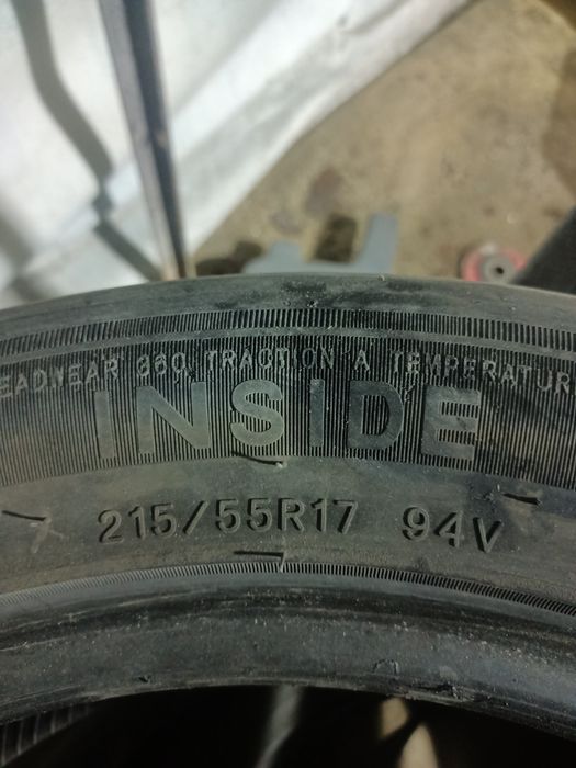 Продам 215/55/17