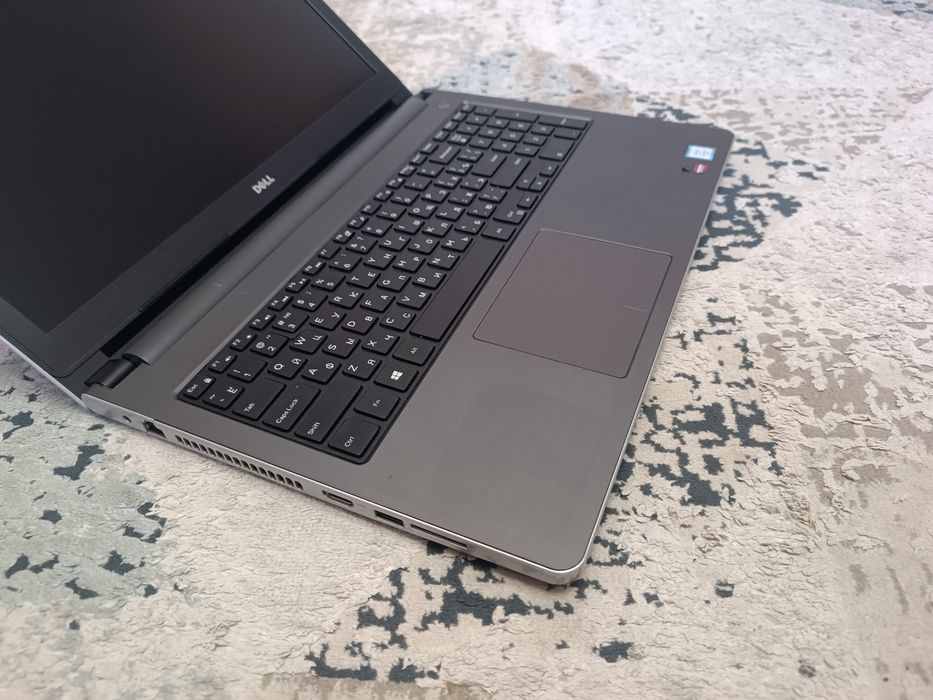 Мощный core i7, с SSD, Full HD ноутбук