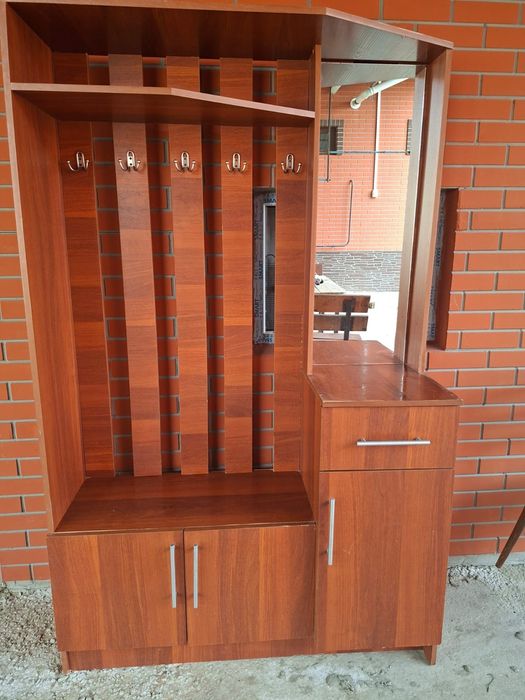 Продам прихожая-шкаф