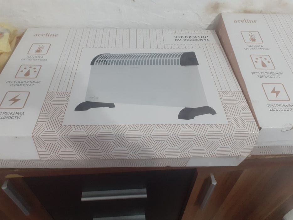 Продам часы фирменные механика 20000т