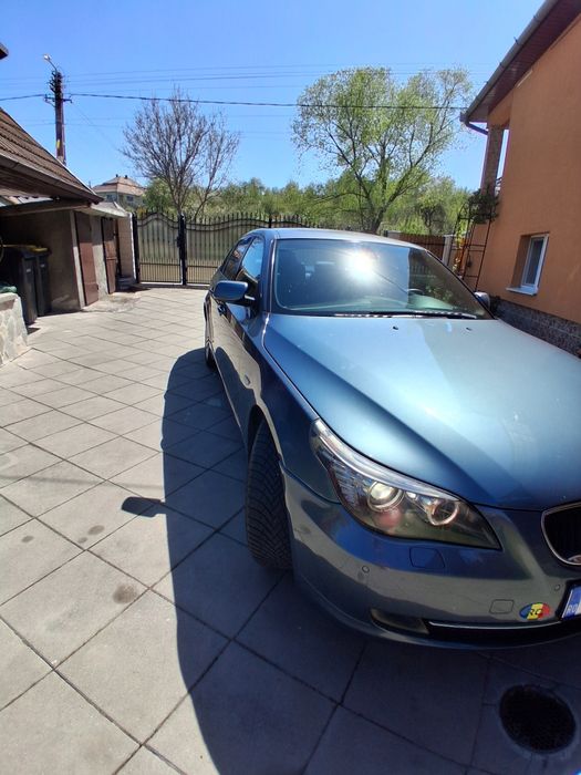 Bmw seria5 albastru