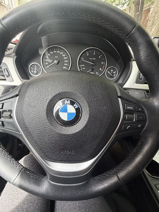 BMW 3 Series 2017 — imagine 5