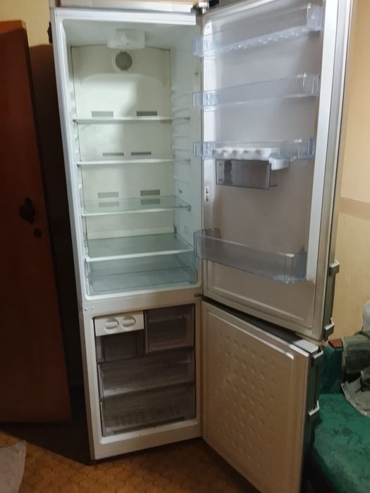 Продам холодильник beko