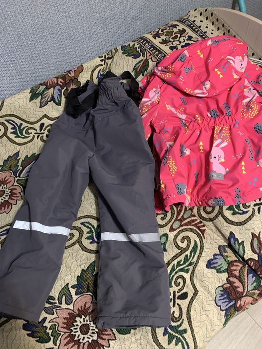 Продам демисезонный комбинезон