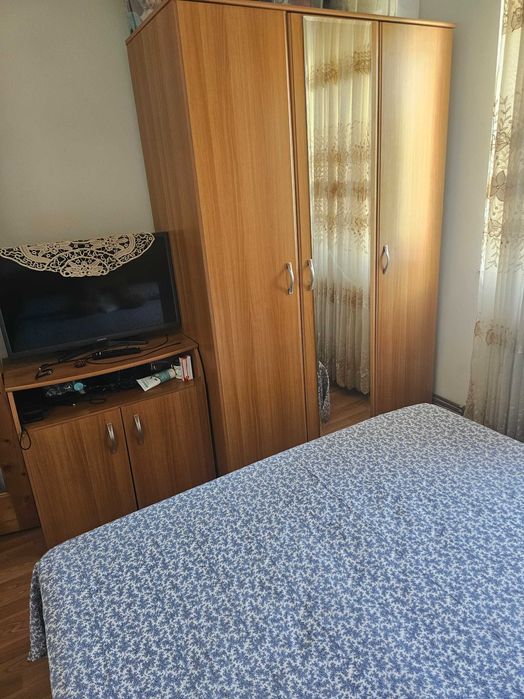 Dormitor complet + mobila sufragerie + parchet