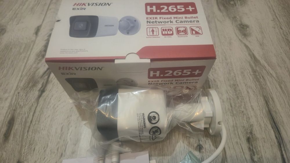 Cameră supraveghere IP 4MP Hikvision DS-2CD1043G2-I – nouă (PoE)