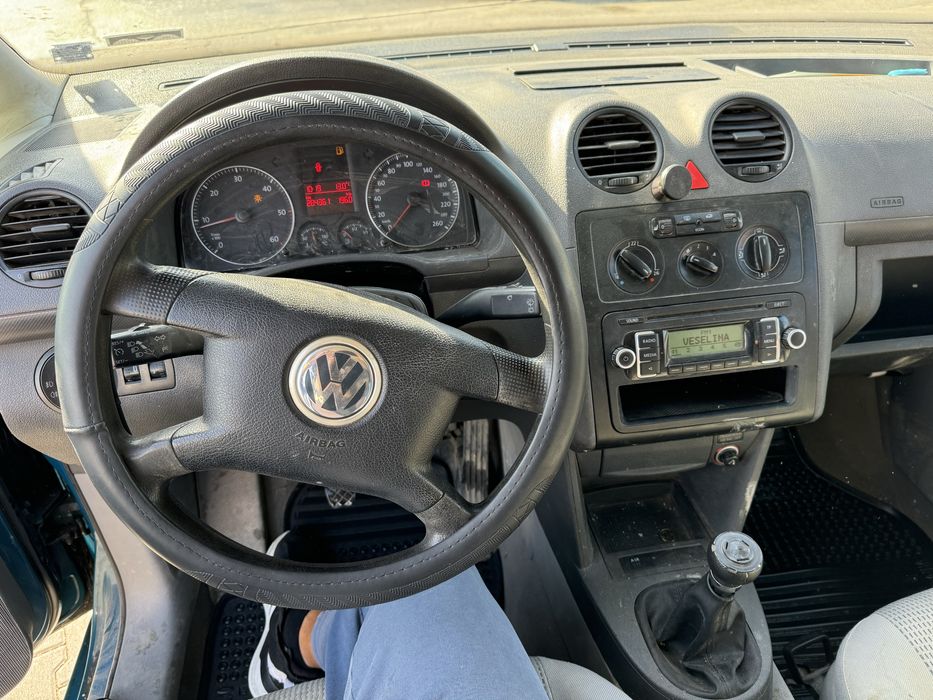 Vw cady 1.9 дизел 105 кс 5 ск само на части