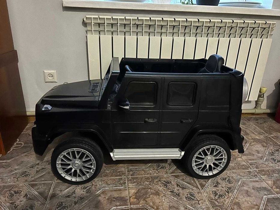 Детская кровать машинка