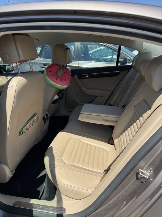 Volkswagen Passat B7 2.0TDI 4Motion 170 hp DSG 2012 Highline