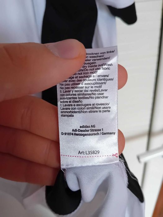 Чисто нова оригинална фланелка на Германия с автографи