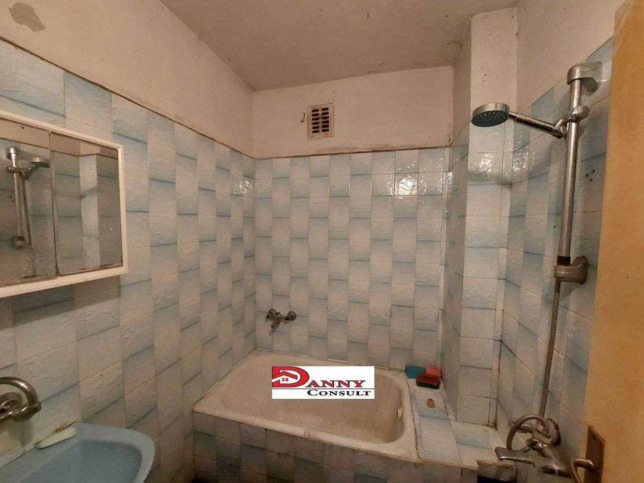 Продава се Тристаен апартамент в Велико Търново, Акация - 95 кв.м за 1158 €/кв.м - Снимка #19