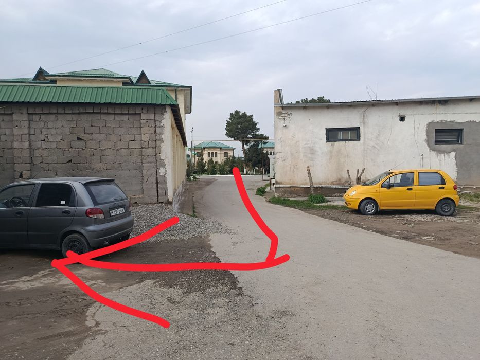 Hovli uy sotiladi 4 honali