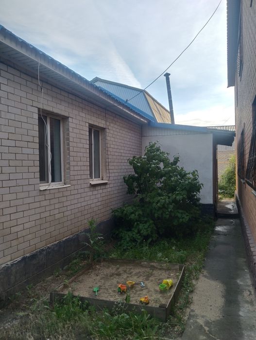 Дом на разбор.9.0на. 6.5   на разбор