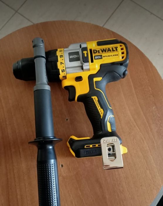Новый Dewalt DCD999 Срочно Девалт шуруповёрт