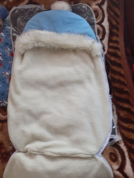 Продам Конверт на выписку.