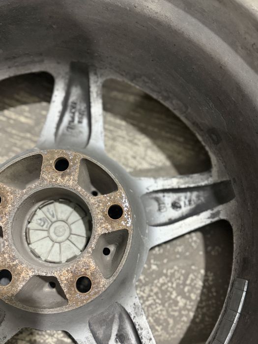 Продам диски с шинами на Bmw