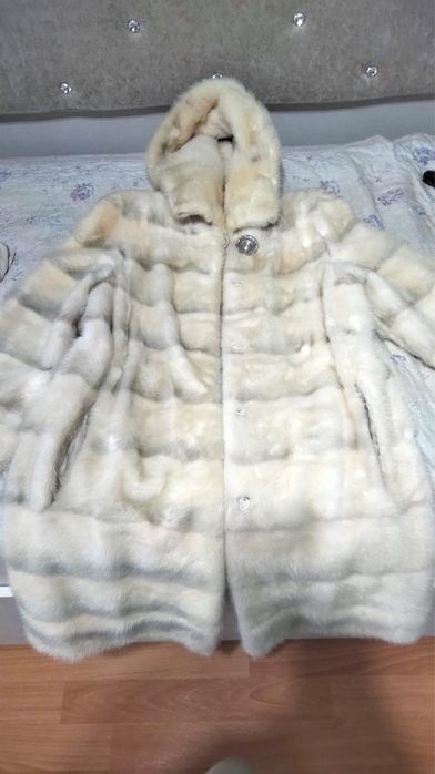 Продается норковая шуба