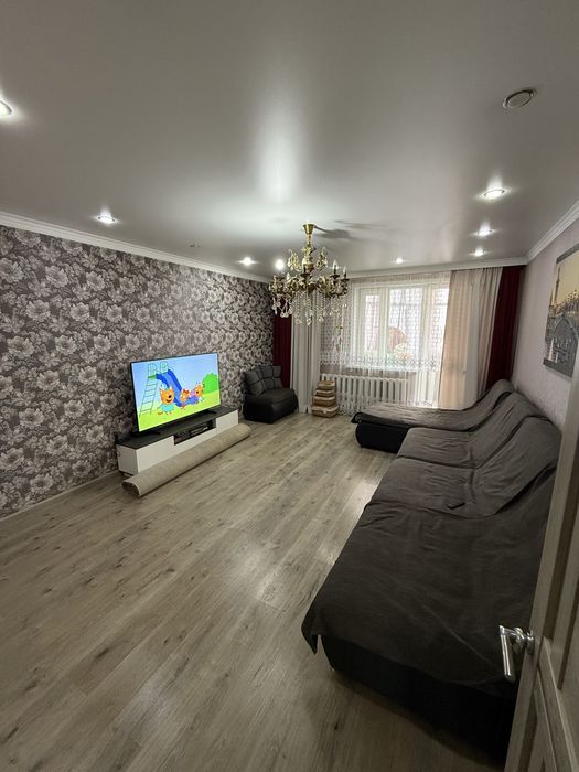 Продам 3-х крмнатную каартиру