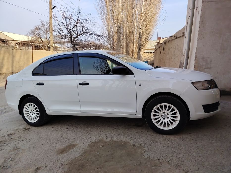 Skoda rapid 2017