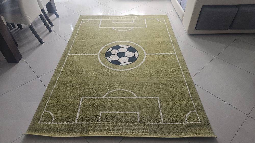 Covor camera copil teren de fotbal