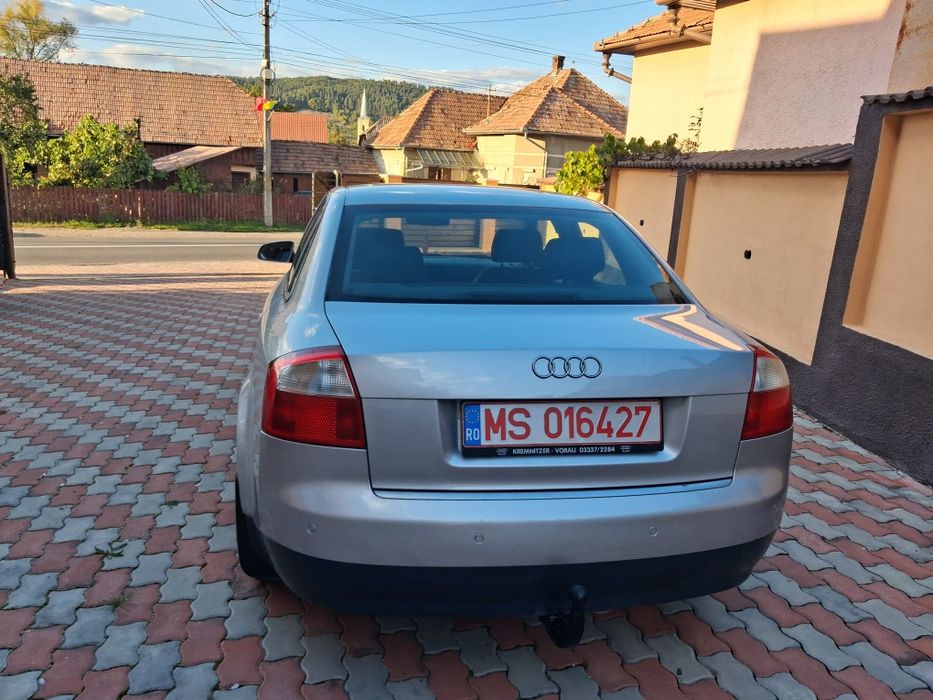 AUDI A4 2004 — imagine 5