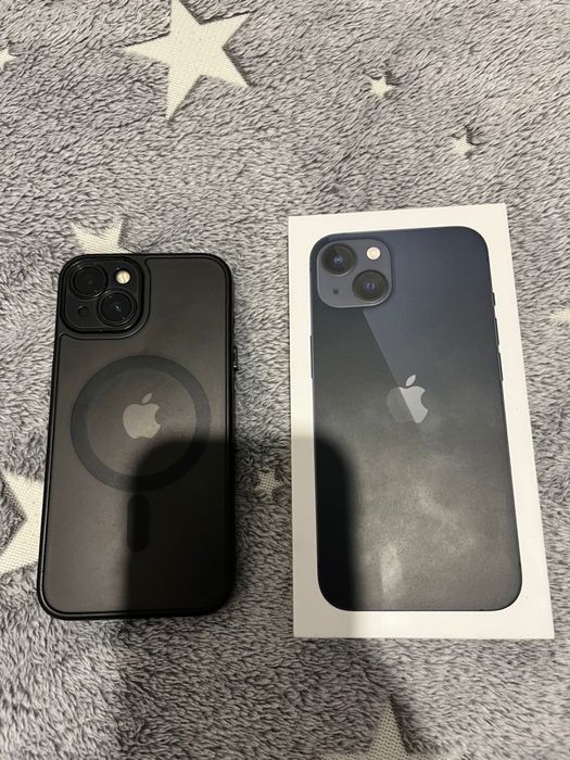 Продам айфон 13 128гб