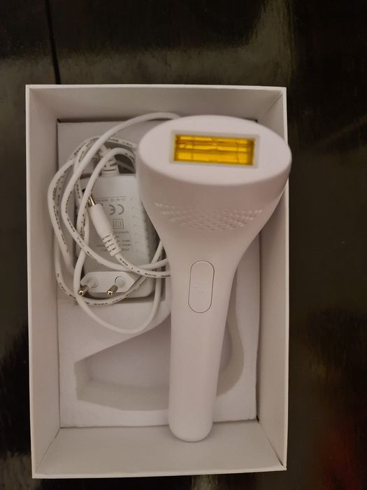 Epilator IPL  cu ochelari si manual de folosire.