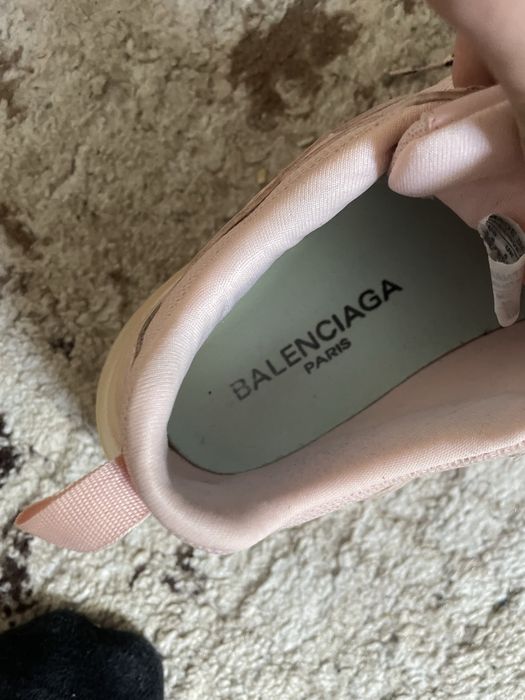 Vand balenciaga triple s roz