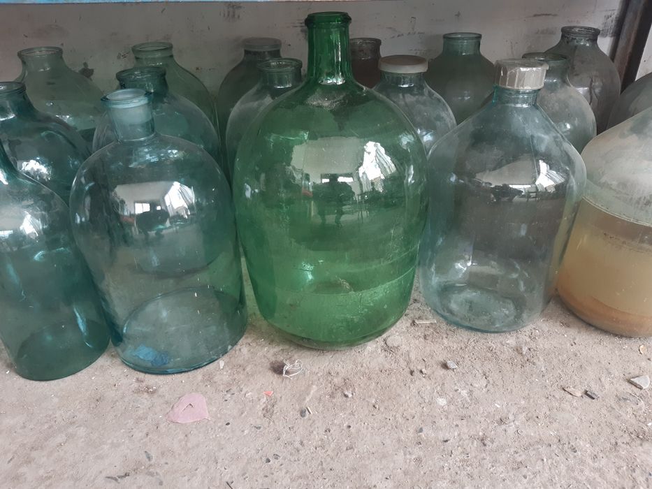 Продаются бутыли