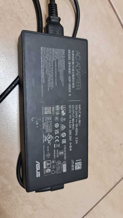 Dezmembrez Asus Rog Strix G814JV-N6035