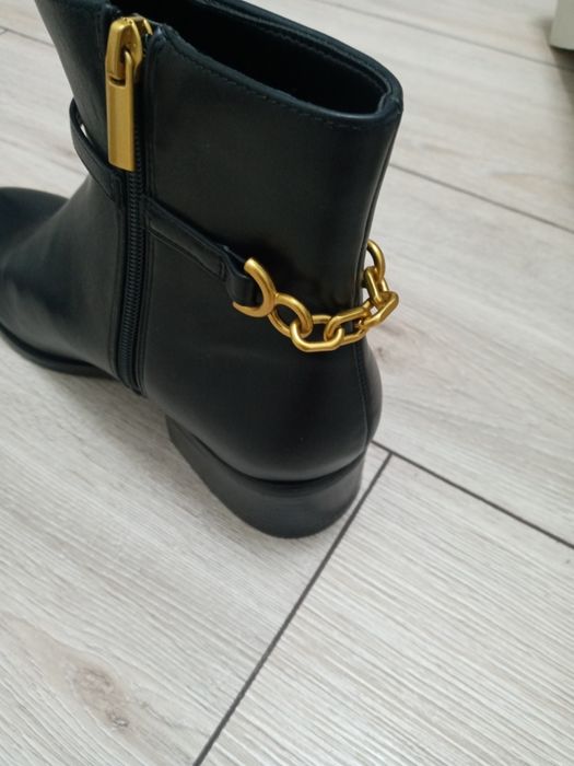 Продам новую обувь