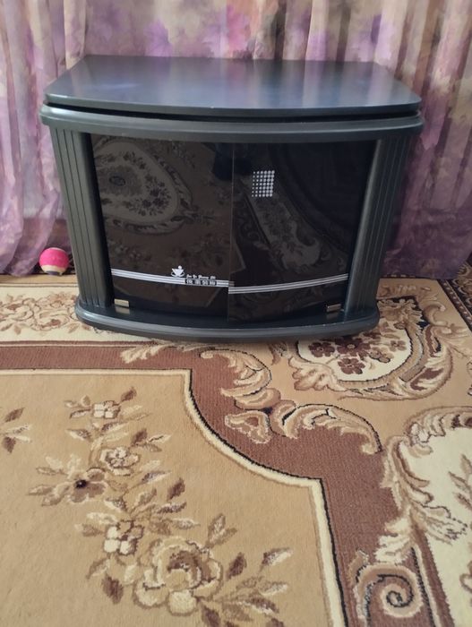 Тумбочка под телевизор