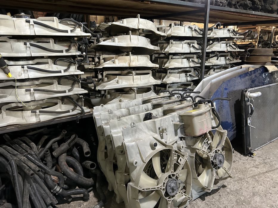 Авторазбор Тойота альпфард.