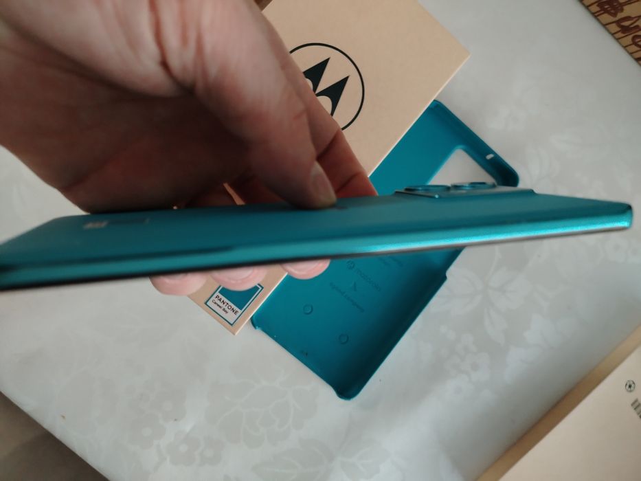 Motorola Edge 40 Neo 5G 256GB 12GB RAM