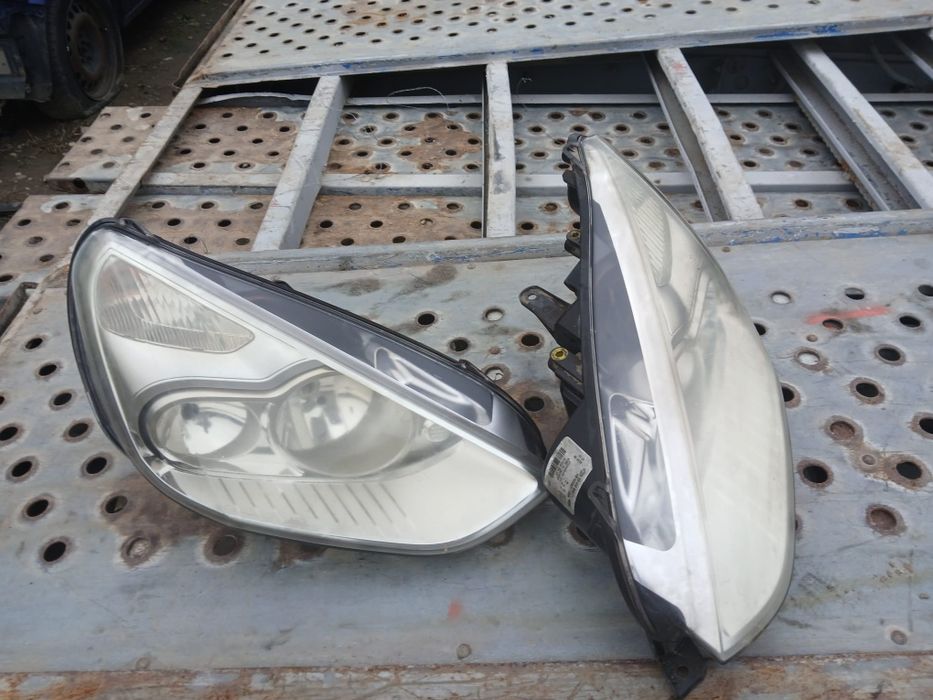 Faruri ford galaxy 2008