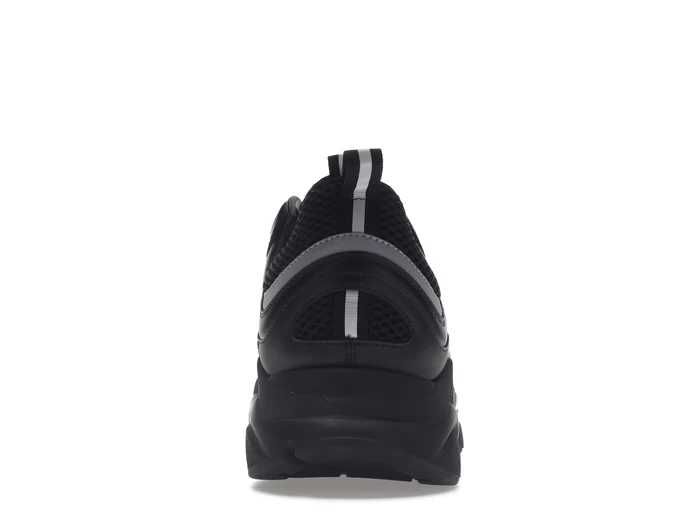 Dior B22 Triple Black (reflective) (40-46 номер)