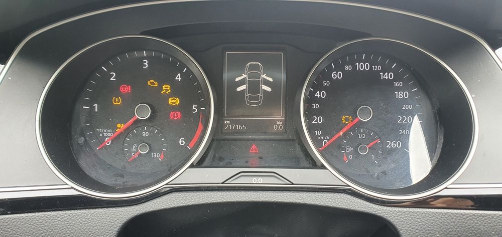 Ceasuri bord passat b8 2.0 1.6  tdi 3G0920741