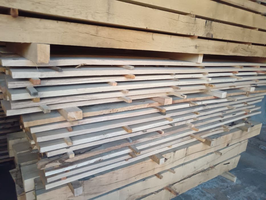 Vand cherestea de stejar tivita si uscata