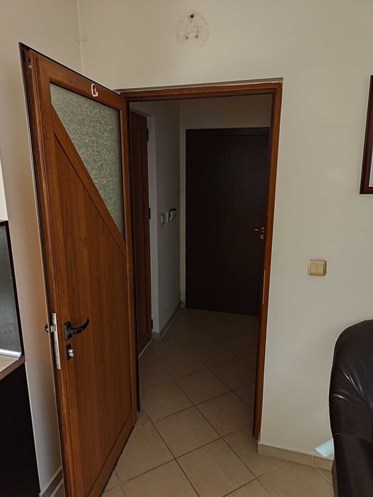 Дава се под наем Офис в Варна, Център - 58 кв.м за 548.25 € - Снимка #5