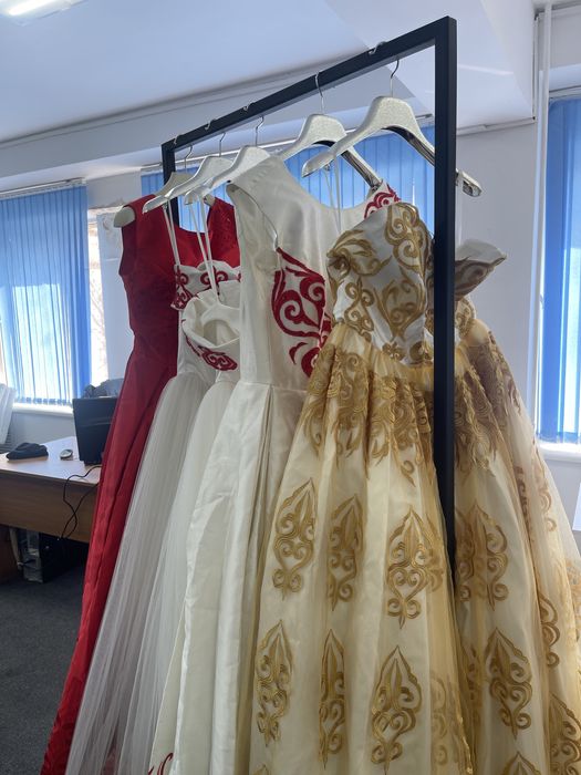 Платья с национальными узорами